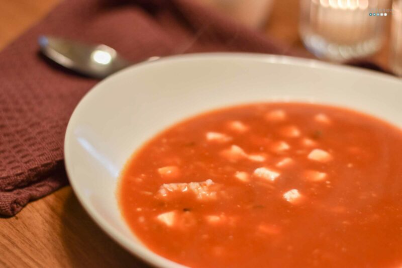 hot tomatoe soup with rice