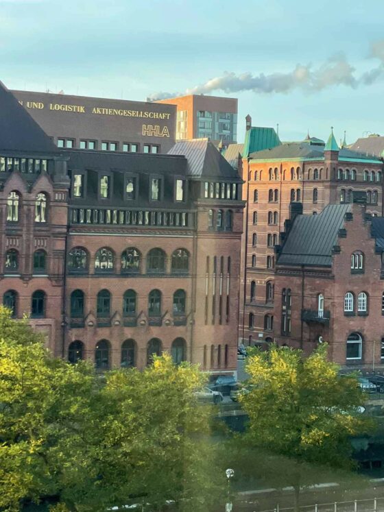 everyday life on a random day HHLA Speicherstadt